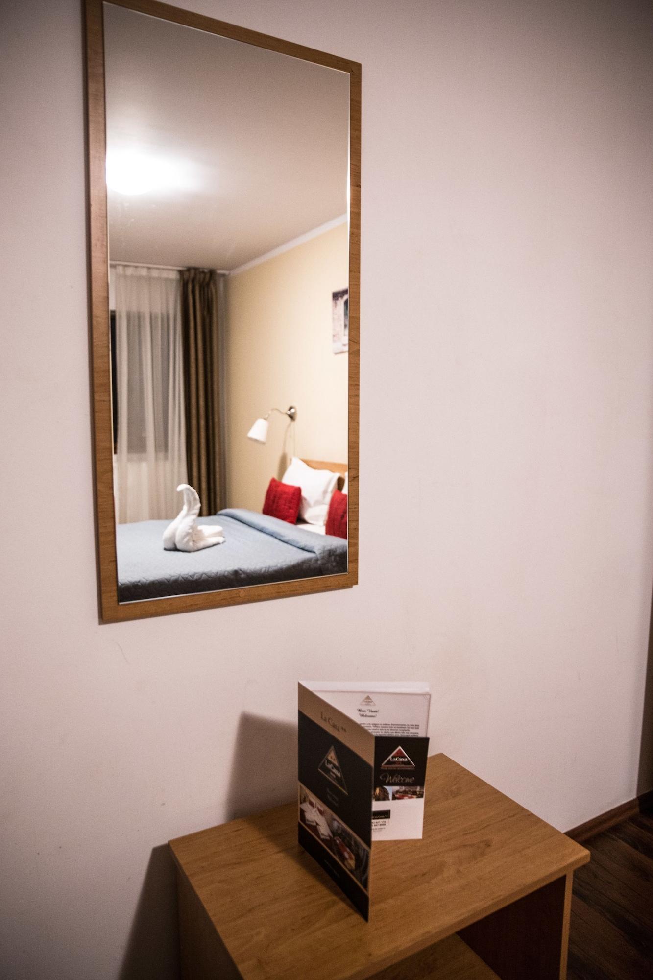 La Casa Nord Ξενοδοχείο Βουκουρέστι Εξωτερικό φωτογραφία