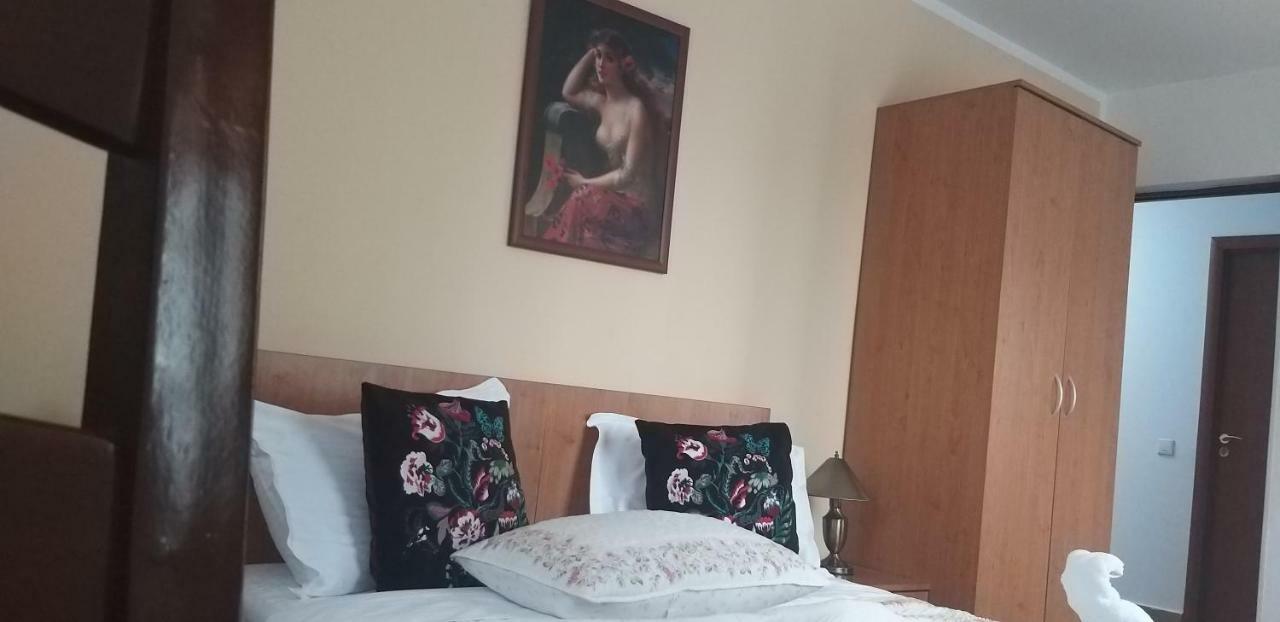La Casa Nord Ξενοδοχείο Βουκουρέστι Εξωτερικό φωτογραφία